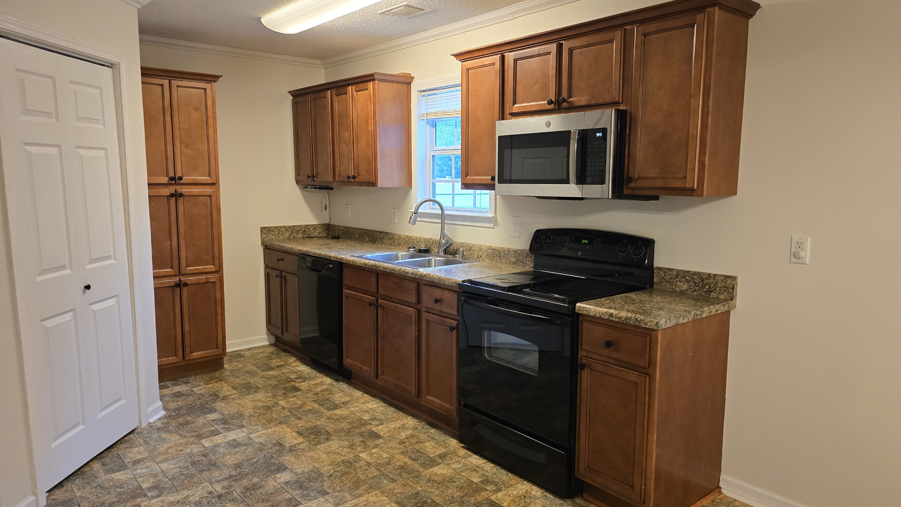 126 Rolling Woods Circle