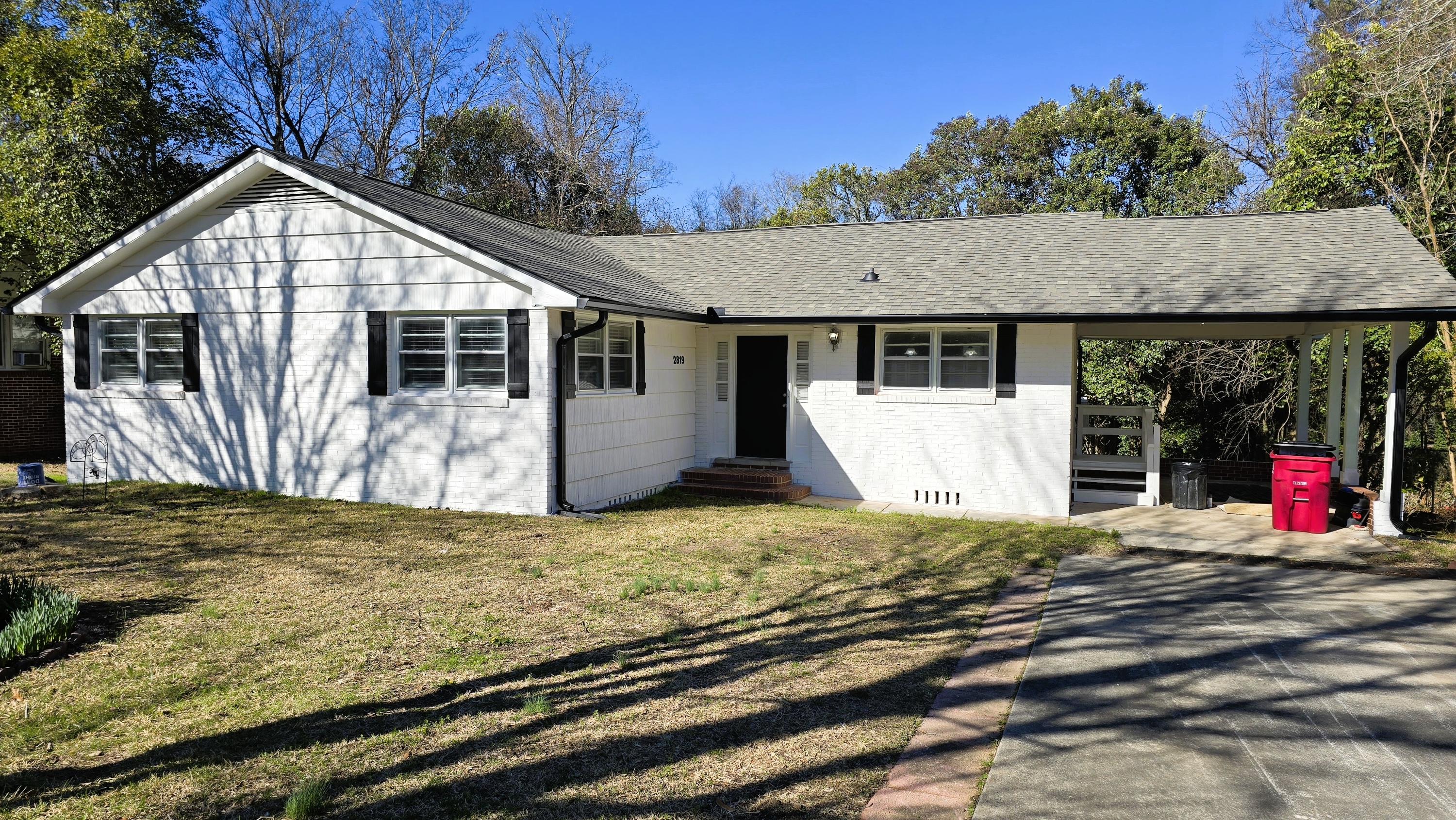 2819 Northwoods Drive South